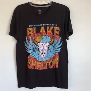 Blake Shelton "Friends & Heroes" 2019 Tour T-Shirt